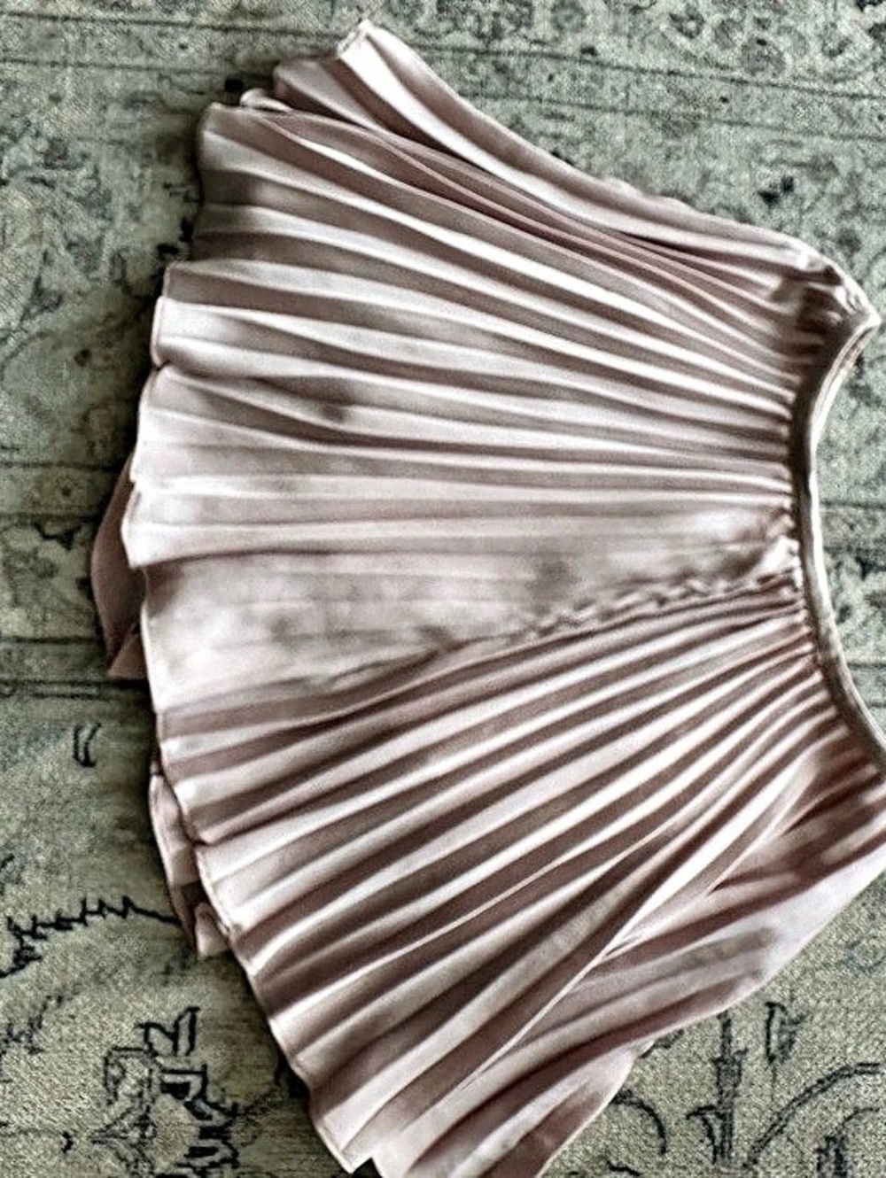 Anthropologie Silky Plissé Shorts Pink Small